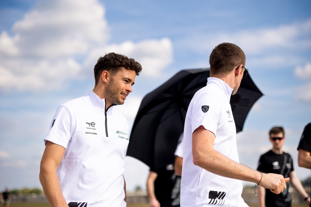 (Foto: Team Peugeot TotalEnergies)